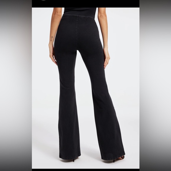 Good American flare jeans - Picture 7 of 8